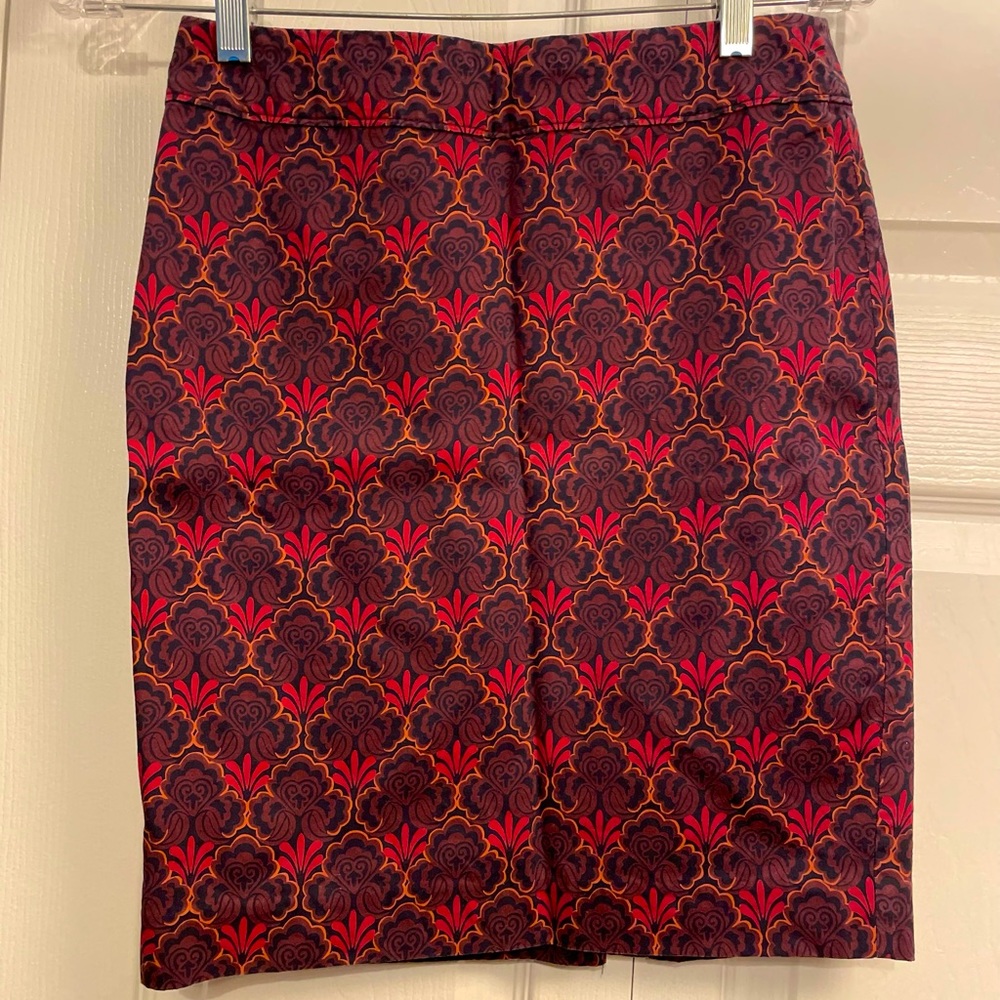 LOFT petite pencil skirt with vintage print